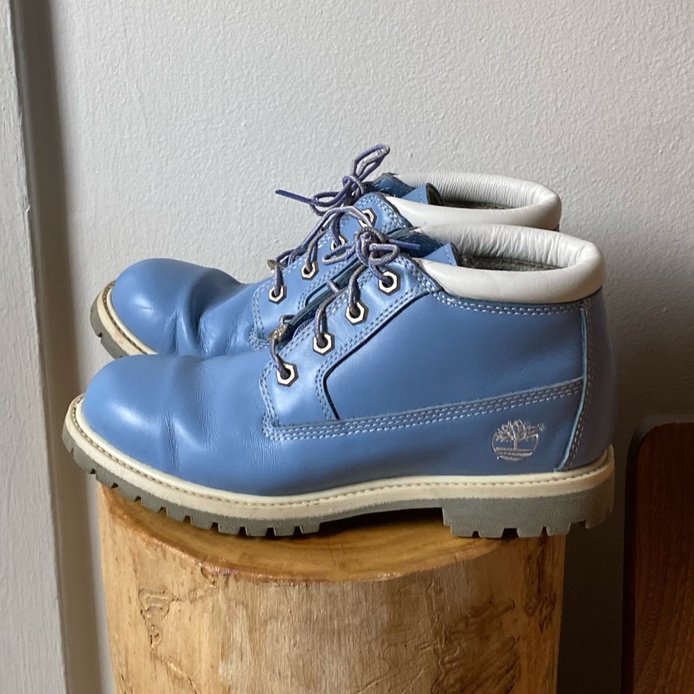 Timberland Nellie Chukka - Size 8 - Light Blue